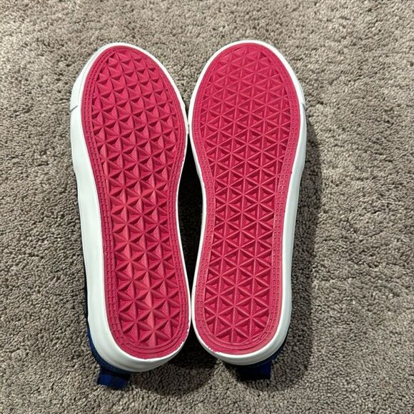 Corkys!! Size 10 ! Blue and black plaid slip on! NWOT pink bottom - Picture 4 of 7